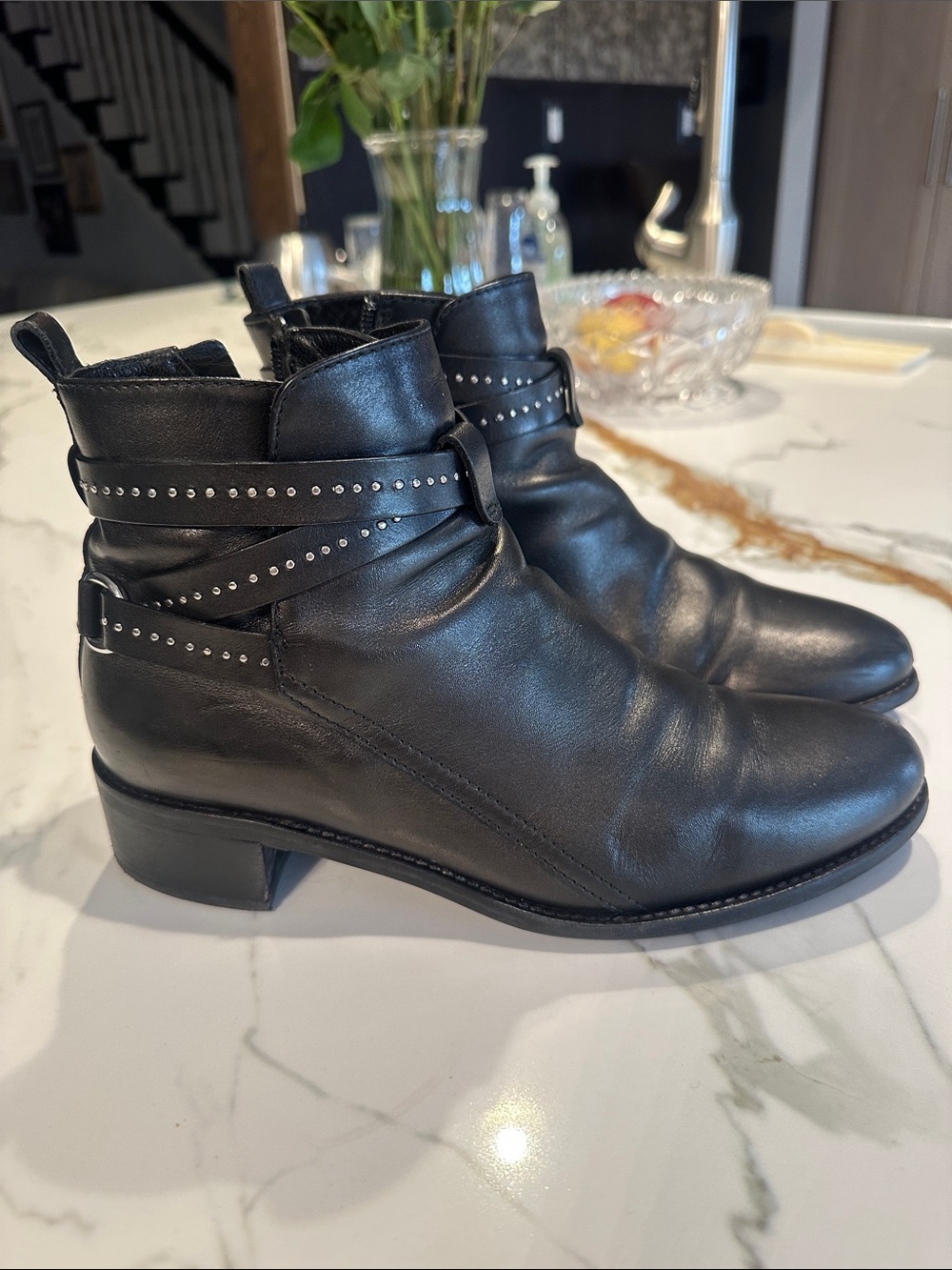 Aquatalia Black Genuine Leather Ankle Boots - Women 8
